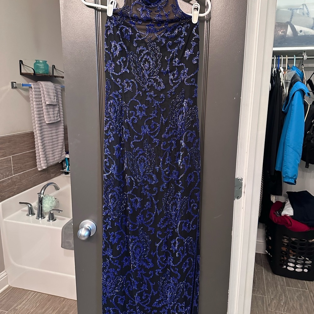 Elegant Black and Purple Patterned Dress